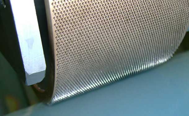 機(jī)械打孔、滾針打孔和激光打孔作為比較有什么區(qū)別(圖2)