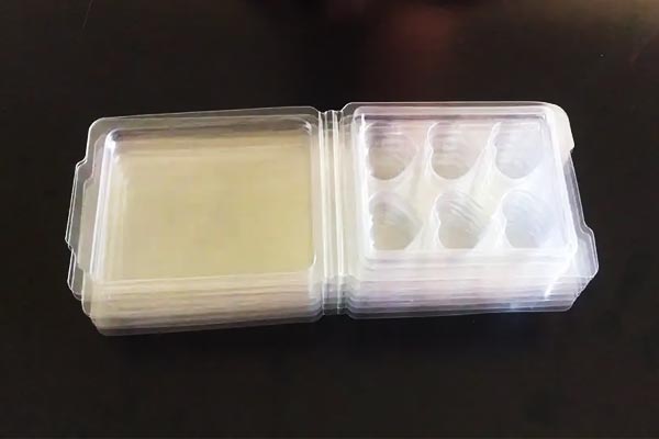 為什么兩塊不同顏色的塑料用激光無法焊接到一起？